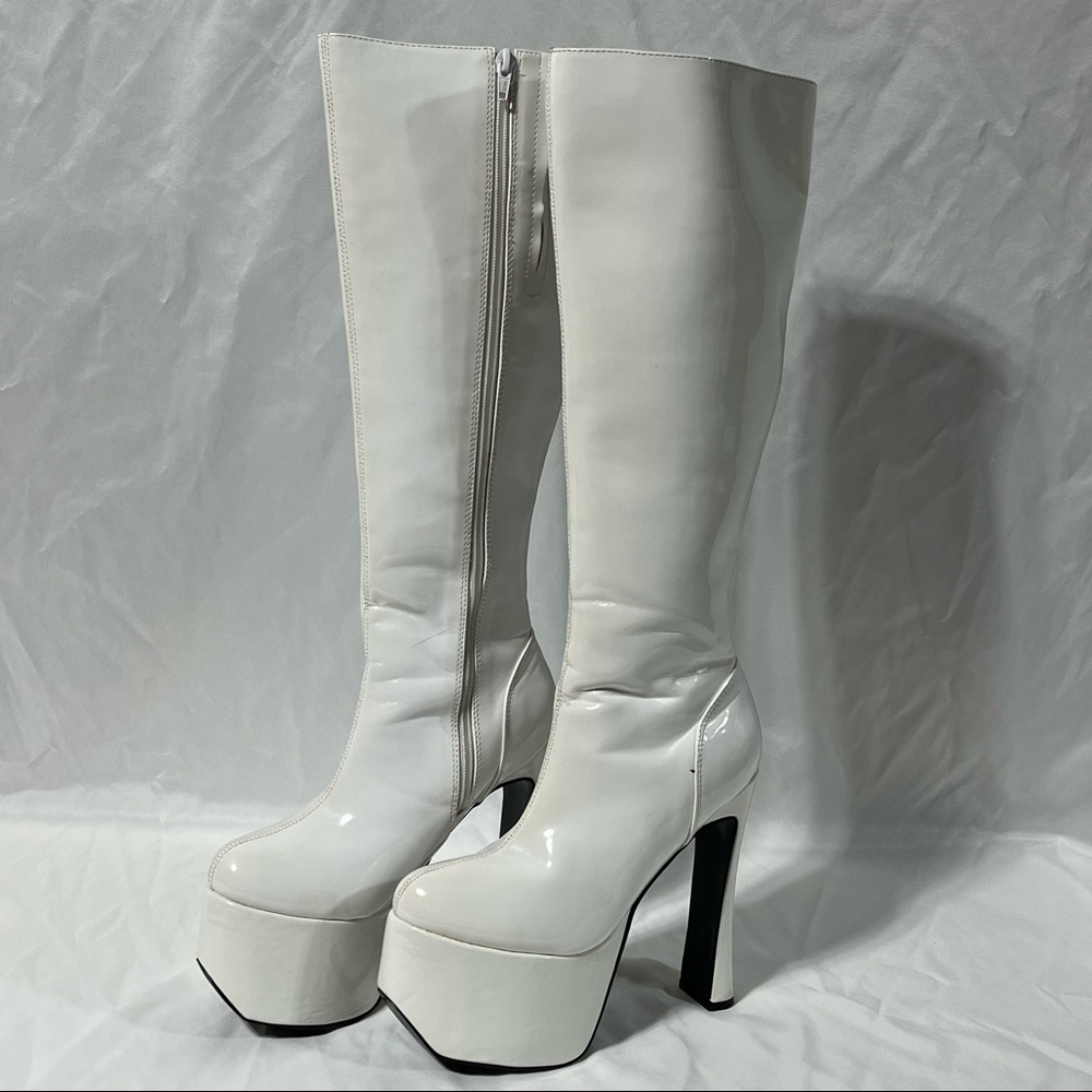Size 7 Dallas Heights by Mooi White Patent PU Platform Boots